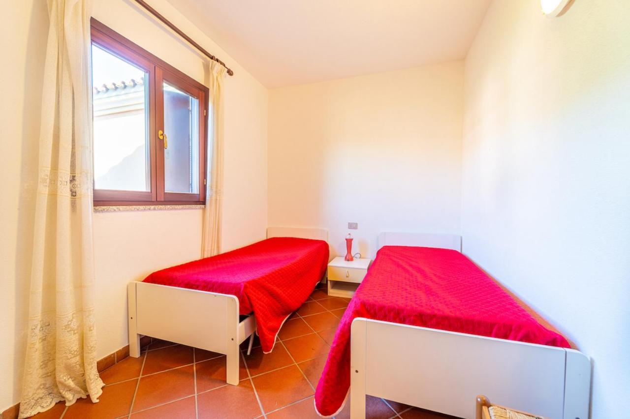 Iss Travel, L'Uddastru Panoramic Apartments - With Private Outdoor Terrace San Teodoro  Esterno foto